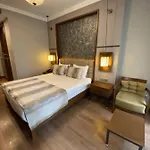 Szálloda Manesol Boutique Galata 4*