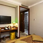 Manesol Boutique Galata 4*