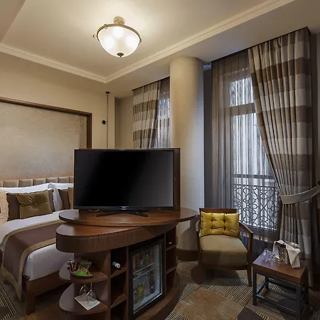 Отель Manesol Boutique Galata Стамбул