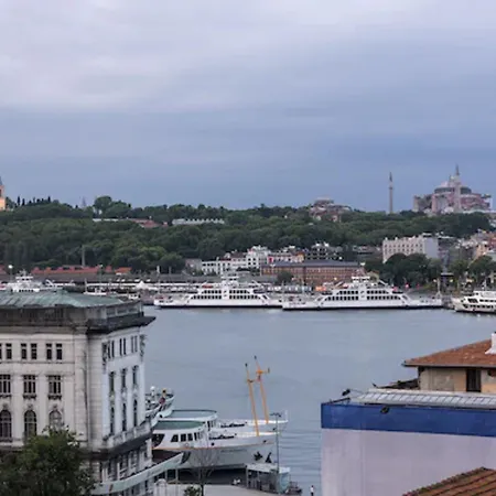 Отель Manesol Boutique Galata Стамбул