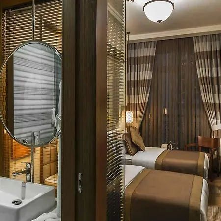 Hotel Manesol Boutique Galata 4*