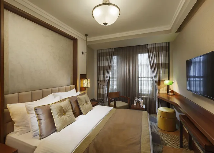 Manesol Boutique Galata Отель Стамбул