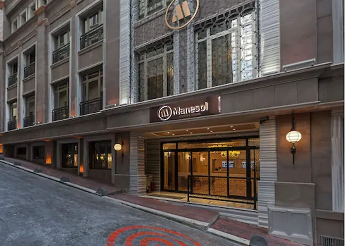 Отель Manesol Boutique Galata Стамбул