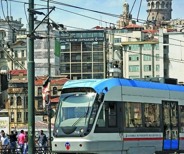 Отель Manesol Boutique Galata Стамбул